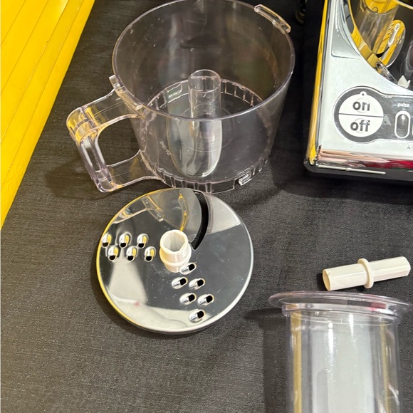 Cuisinart BFP-10CH PowerBlend Duet Blender/Food Processor Chrome - Picture 7 of 11